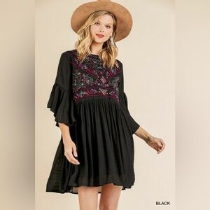 Umgee Boho Black Dress with Colorful Embroidery Size Small